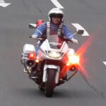 白バイ緊急走行の瞬間１０連発！！！スピード違反・シートベルト装着義務違反・二段階右折無視・信号無視・進路変更禁止違反編！！！Japanese Motorcycle police