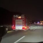 【緊急車両】消防車　高速道路走行 足利山火事！