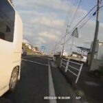 究極のあおり運転が日本で現れた！運転手は女！！！悪質すぎる