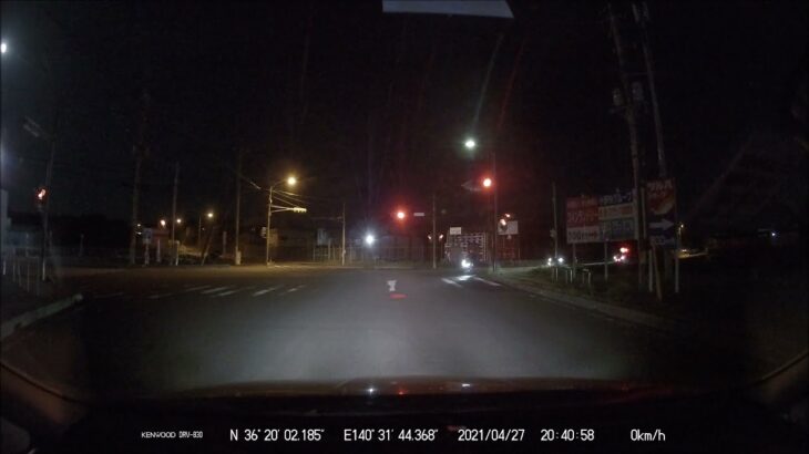 【ドラレコ】逃走バイクを緊急走行で追尾するパトカー（茨城県警察）※後半雑音注意