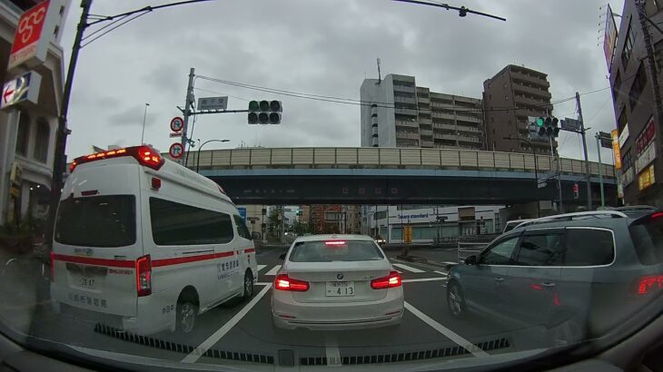 川崎市消防局救急車、大田区内を緊急走行　Kawasaki City Fire Department Ambulance Makes Emergency Run in Ota Ward