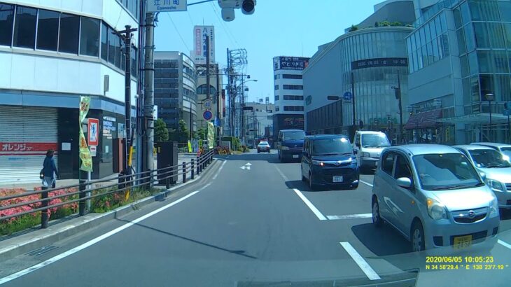 【ドライブレコーダー】静岡県警 パトカー2台 緊急走行