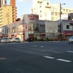 大阪府警 210系クラウンパトカー 緊急走行
