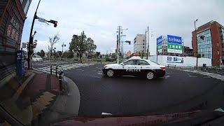 【緊急走行】　警察　パトカー　　patrol car　警车　경찰차