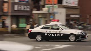 大阪府警察 210クラウンパトカー 交差点を緊急走行で直進！！