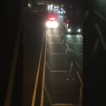 【緊急走行】猛パッシングしながら緊急走行する埼玉県警ティアナパトカー