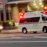 【これでも止まらない！！】交通量の多い道路で救急車が転回！なかなか止まらない車両たち！　東京消防庁　城東消防署　救急車　緊急走行