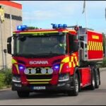 KALMAR BRANDKÅR AUTOMATLARM KALMAR SLOTT brandbil i utryckning Feuerwehr auf Einsatzfahrt 緊急走行 消防車