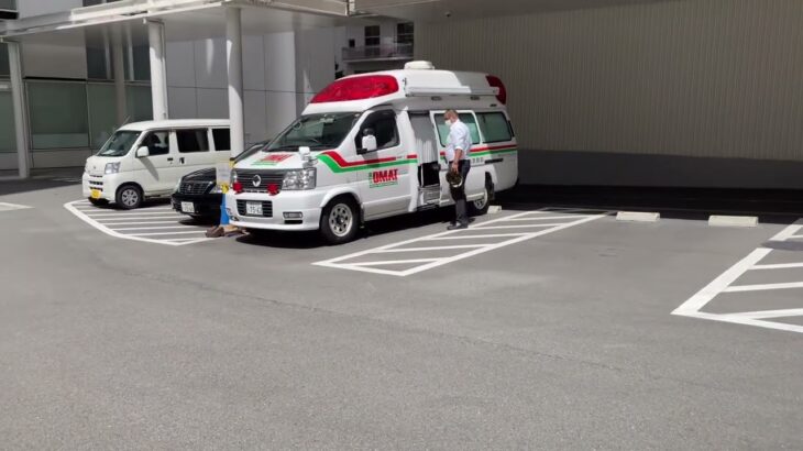 救急車　ドクターカー　見かけたので着いて来たら東京医科大学病院の救急車🚑#新宿 #東京消防庁 #救急車#dmat #Japan #ambulance