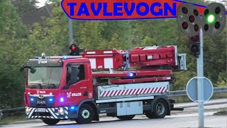 falck RINGSTED TAVLEVOGN XXXX brandbil i udrykning Feuerwehr auf Einsatzfahrt 緊急走行 消防車