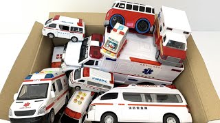 救急車の【ミニカー】がいっぱい。坂道を走る。緊急走行テスト An ambulance [minicar] runs on a slope. emergency driving test