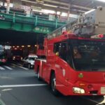 【緊急走行】JR中野駅前で火災通報　消防車が続々と現着