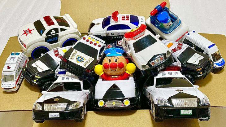 いっぱいの『パトカー』を紹介してサイレン鳴らして坂道を走る！緊急走行テスト！！Introducing a lot of police cars. Urgent drive test!