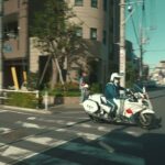 警視庁　白バイ隊　横断歩行者等妨害等違反の瞬間　はたらくバイク　緊急走行　一瞬の出来事　#japanesepolice　#policemotorcycle　#trafficviolation