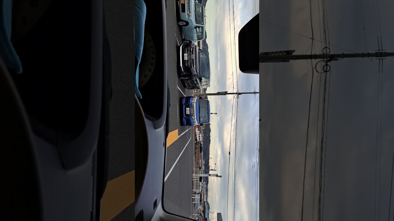 パトカーの緊急走行が少なくなる平和な世の中になりますように │ 世界の緊急車両24時