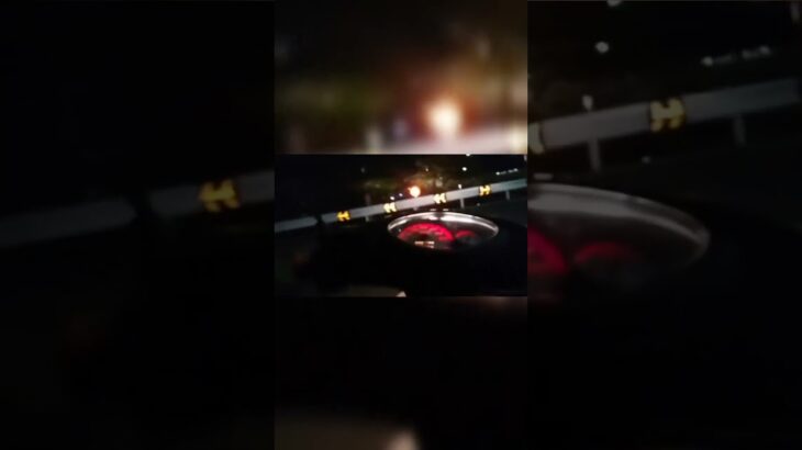 緊急走行 パトカー 周囲の安全の為にサイレン赤色灯で走行 (2019年5月20日)ST
