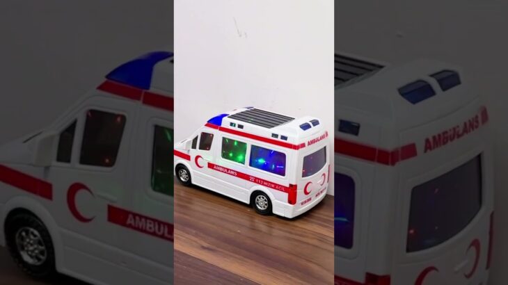 救急車パトカー消防車のミニカーが走る走る☆坂道を緊急走行テストします！Ambulance police car fire truck Minicars run! Slope #shorts