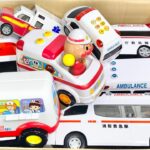 救急車のミニカーが走る走る‼︎坂道を緊急走行テスト☆サイレンチェック！
