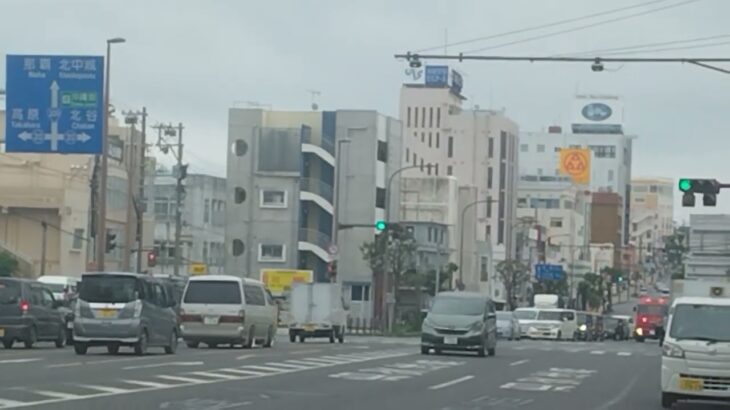 沖縄市消防　消防車緊急走行