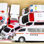 救急車のミニカーが走る緊急走行テスト☆サイレンチェック！！