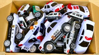 おもちゃ箱のパトカーが走る！トミカのミニカーがサイレンを鳴らしながら坂道を緊急走行！various police car toys