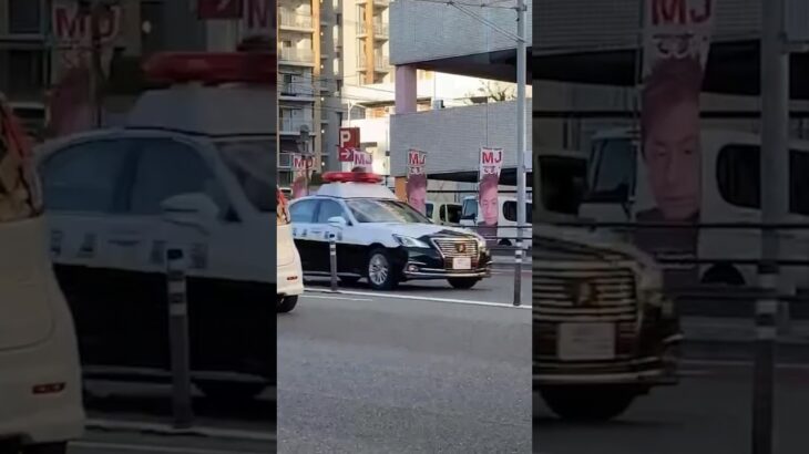 【福岡県警】210系パトカーミニパトカー緊急走行!