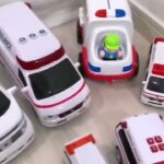 🔴 救急車のミニカー走る！緊急走行テスト。坂道走る☆Ambulance minicar runs in an emergency! Slope driving test