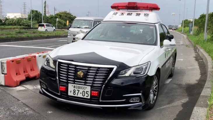 【猛烈緊急走行！！】信号無視違反車を追跡！！勢いよく交差点に突っ込む！！埼玉県警210系クラウンパトカー！