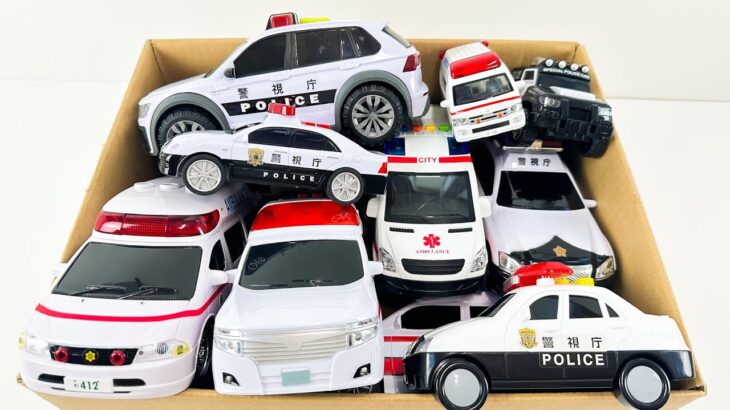 救急車とパトカーのミニカー走ります。緊急走行です。｜Ambulance and police mini cars run. This is an emergency run.