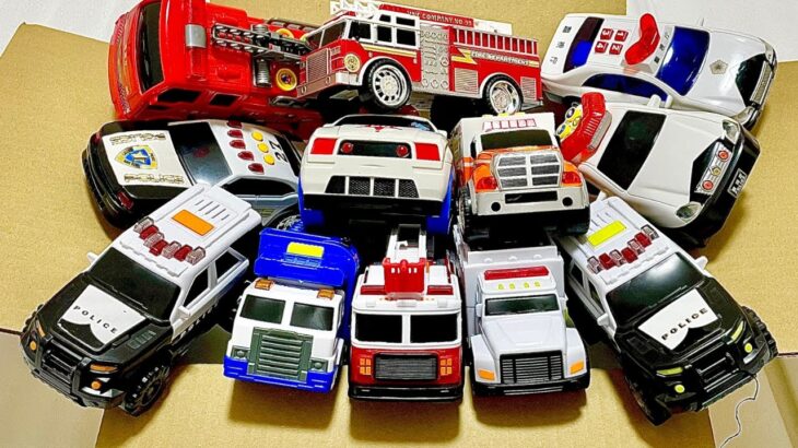 『救急車☆消防車★パトカー☆バス』などのミニカーが坂道走行します☆はたらく車がいっぱい☆緊急車両のサイレン音