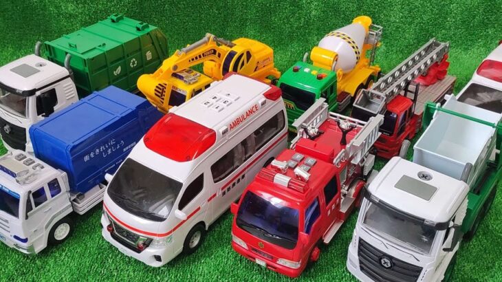 救急車、消防車、働く車が坂道を緊急走行するよ!!#おもちゃ #ミニカー #車 #はたらくくるま #minicar
