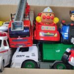 救急車や消防車、働く車が緊急走行するよ!!#おもちゃ #車 #ミニカー #takaratomy #はたらくくるま #minicar