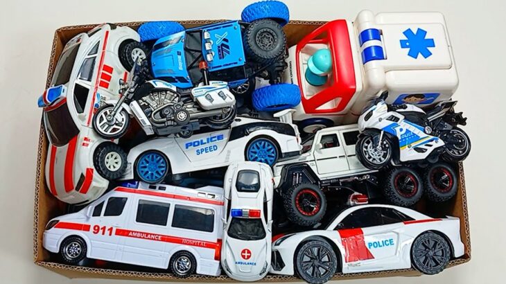 救急車のミニカー走る！ 緊急走行テスト。🚓 Police Car , 🚑 Ambulance Car , 🚒 Fire Truck etc. road with the horn । Part-13