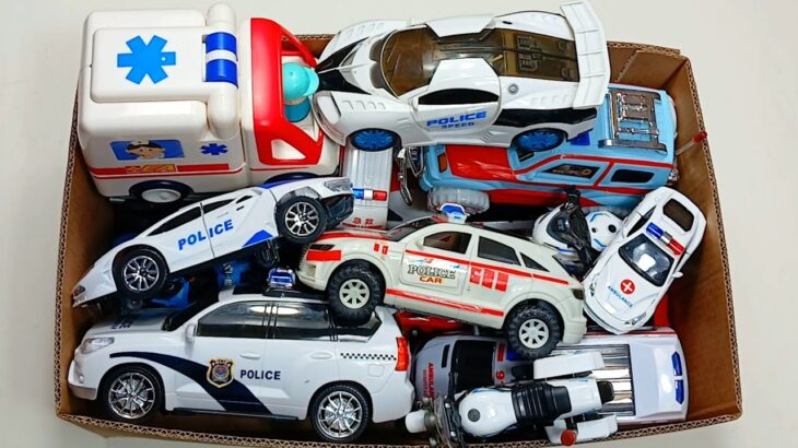 救急車のミニカー走る！ 緊急走行テスト。🚓 Police Car , 🚑 Ambulance Car , 🚒 Fire Truck etc. road with the horn । Part-25