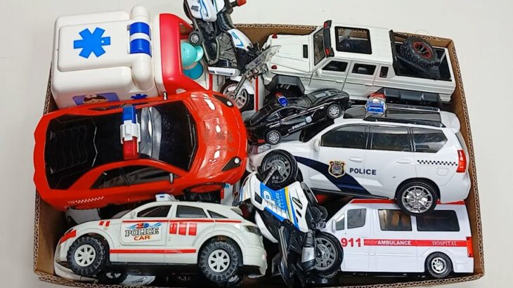 救急車のミニカー走る！ 緊急走行テスト。🚓 Police Car , 🚑 Ambulance Car , 🚒 Fire Truck etc. road with the horn । Part-39
