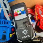 坂道走る！パトカーのミニカーで緊急走行テスト！Slope Running! Emergency driving test with a miniature police car!