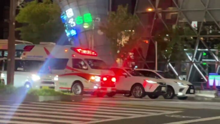 名古屋市消防局　メディックワンナゴヤ　救急車　緊急走行