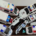 救急車を箱にまとめ､坂道を走らせた! 緊急走行テスト | “Ambulance” Mini police car runs in anemergency. Slope driving test