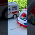 救急車のミニカー走る！緊急走行テストサイレン有りで坂道走行　Ambulance miniature car running! Emergency Driving Test Slope Running