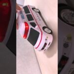 救急車のミニカー走る。緊急走行テスト。坂道走る☆Ambulance minicar runs in an emergency! Slope driving test