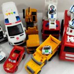 救急車パトカー消防車をチェック! 坂道を緊急走行するよ! Check out ambulance policecar bump truck! run on the slope.