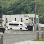 【緊急走行】救急出動‼ 市街地の交差点に進入する南部救急２０１