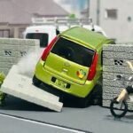 【必見】老人暴走！踏み間違えの一部始終を捉えた。110番通報パトカー救急車緊急走行！【働く車】