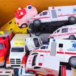 救急車のミニカー走る。緊急走行テスト。坂道走行です☆ Ambulance miniature car runs with sound in case of emergency!