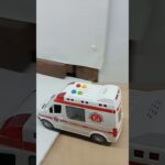 たくさんの『救急車』を箱にまとめ、坂道を走らせます☆緊急走行テスト！ “Ambulance” Minicar runs on a slope. Emergency driving #shorts