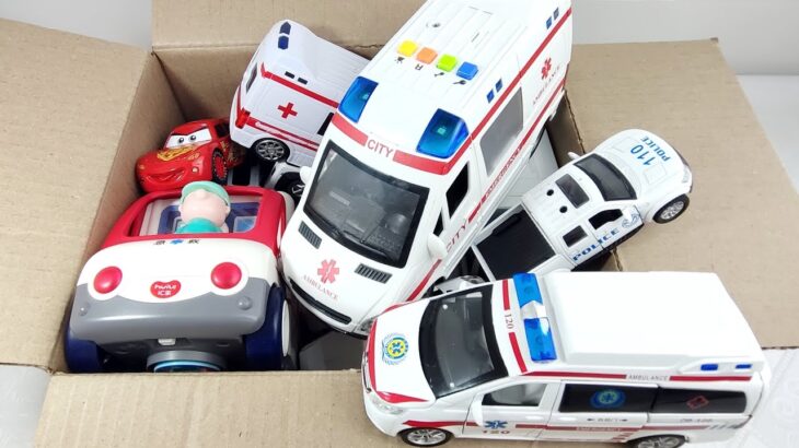 救急車パトカー消防車をチェック! 坂道を緊急走行するよ! Check out ambulance policecar bump truck! run on the slope.