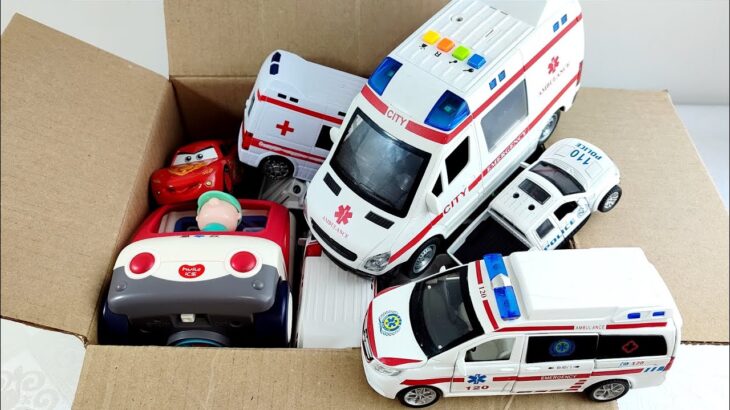 救急車パトカー消防車をチェック! 坂道を緊急走行するよ! Check out ambulance policecar bump truck! run on the slope.