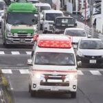 【渋滞中走り抜ける救急車！】　草加八潮消防局(救急車)ハイメディック(救急谷塚1)アクティービーコン搭載車。緊急走行シーン！