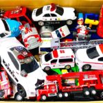 救急車とバスのミニカーが走る！サイレンあり！緊急走行テスト！Ambulance and bus miniature cars run! Emergency driving test!