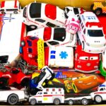 救急車とバスのミニカーが走る！サイレンあり！緊急走行テスト！Ambulance and bus miniature cars run! Emergency driving test!